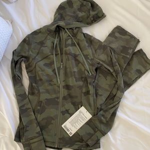 Lululemon matching camo set